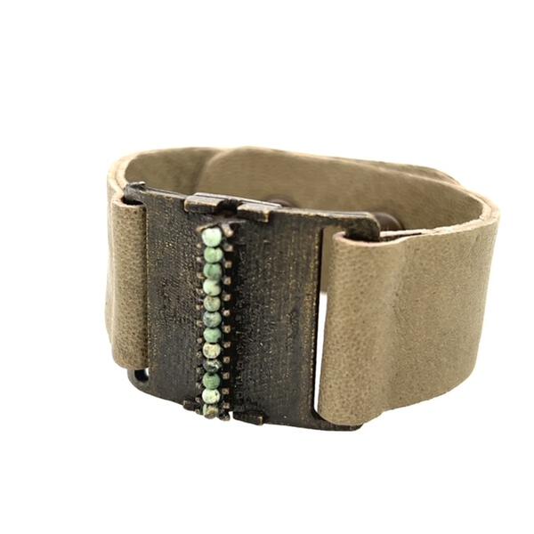 Square Metal w Center Line Leather Bracelet